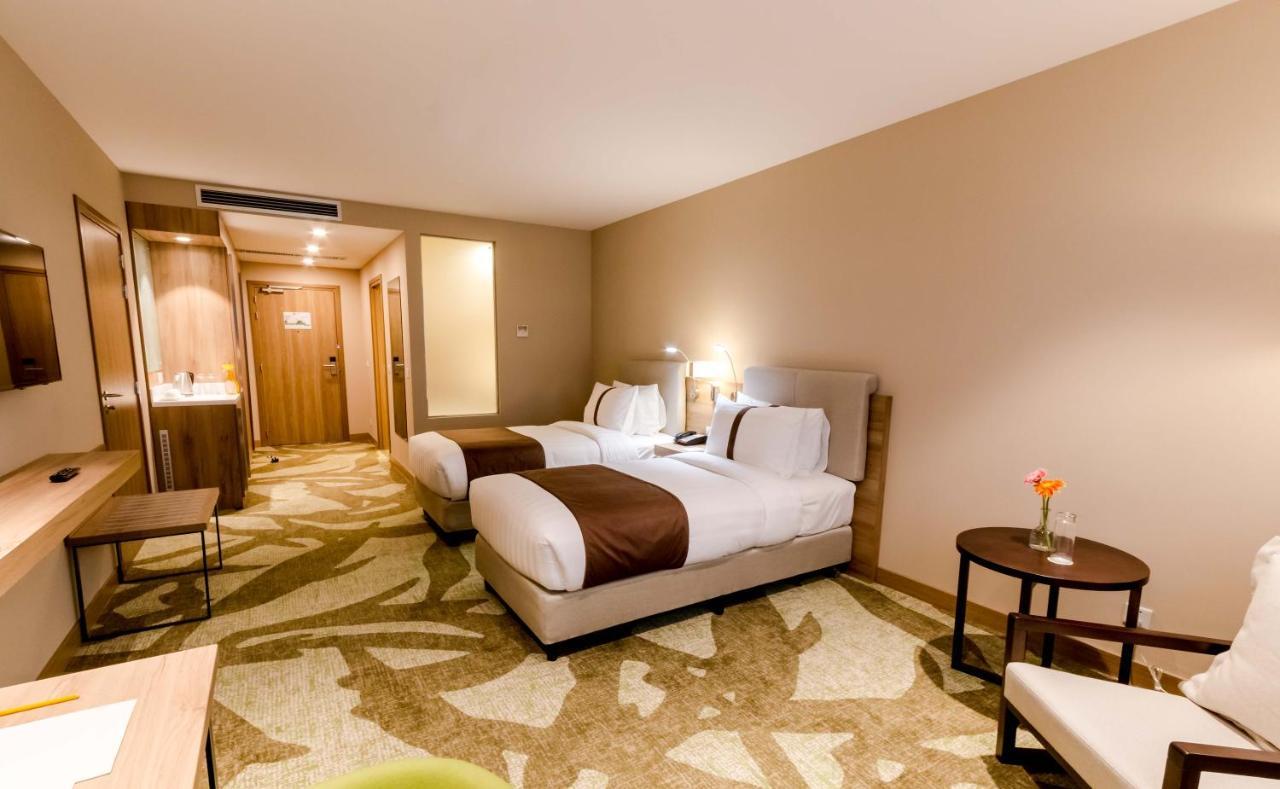 Holiday Inn Ulaanbaatar By Ihg Exterior foto