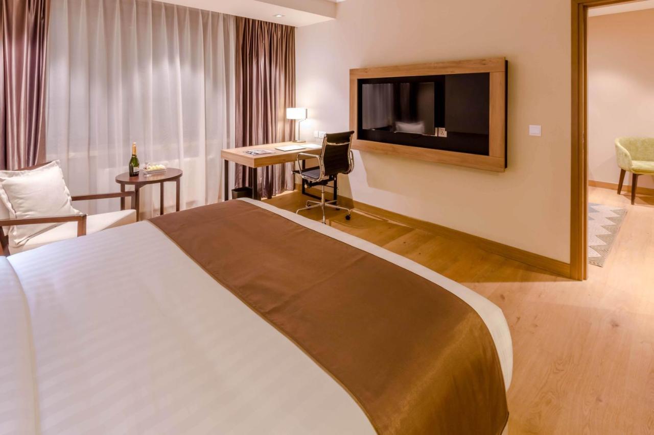 Holiday Inn Ulaanbaatar By Ihg Exterior foto