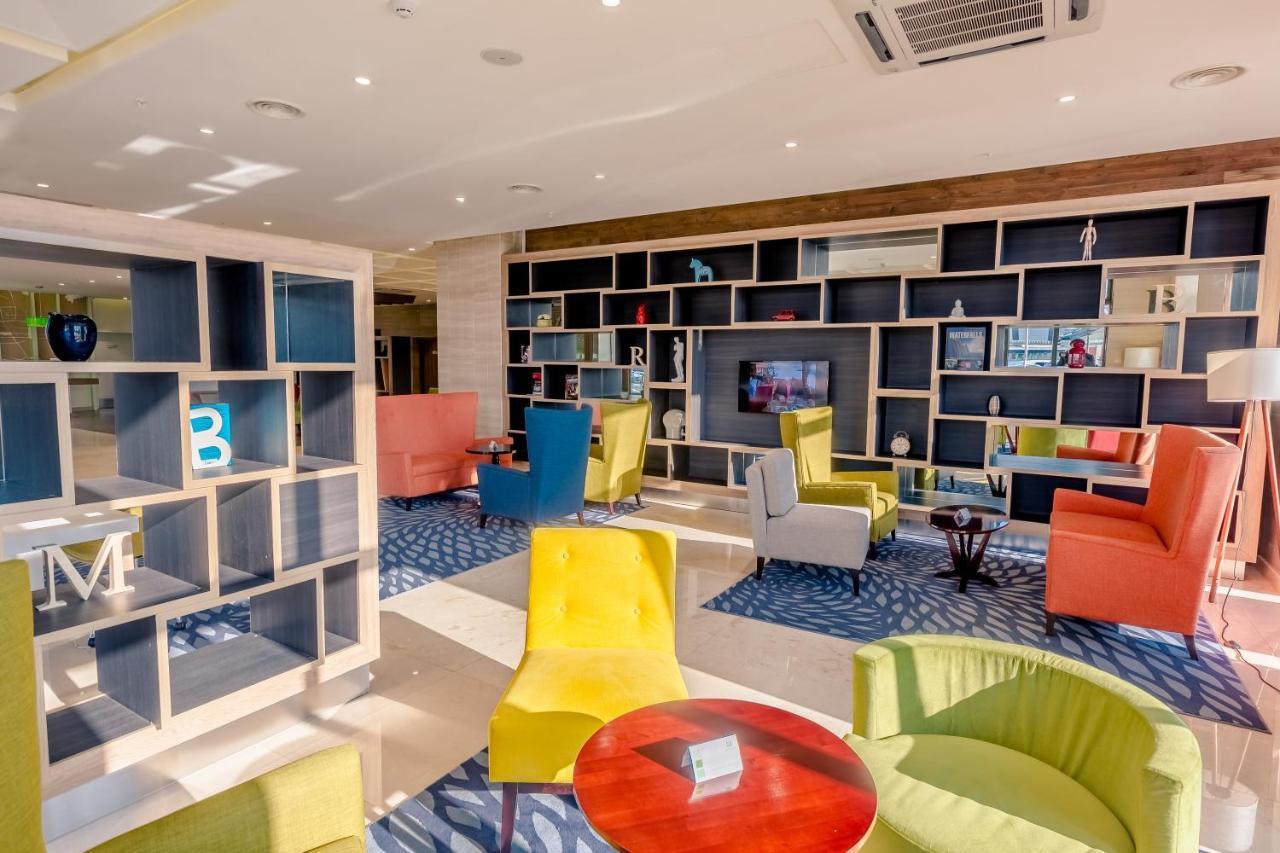 Holiday Inn Ulaanbaatar By Ihg Exterior foto